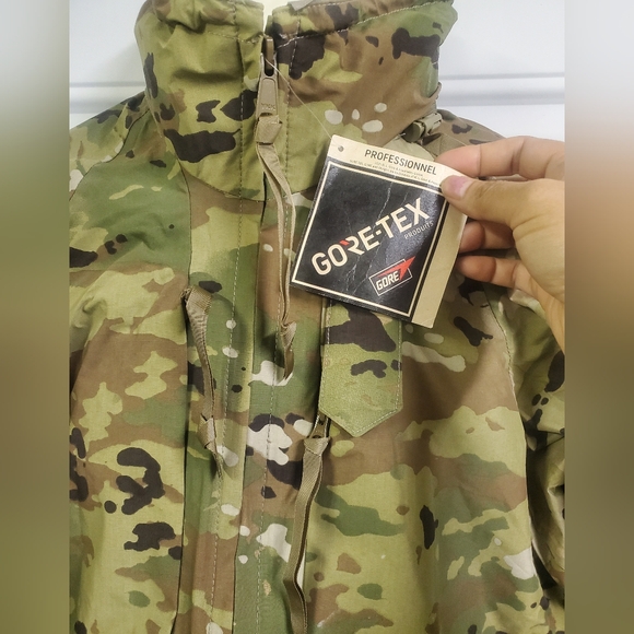 Nwt Gore-tex waterproof hunting jacket size S regular - Picture 3 of 7